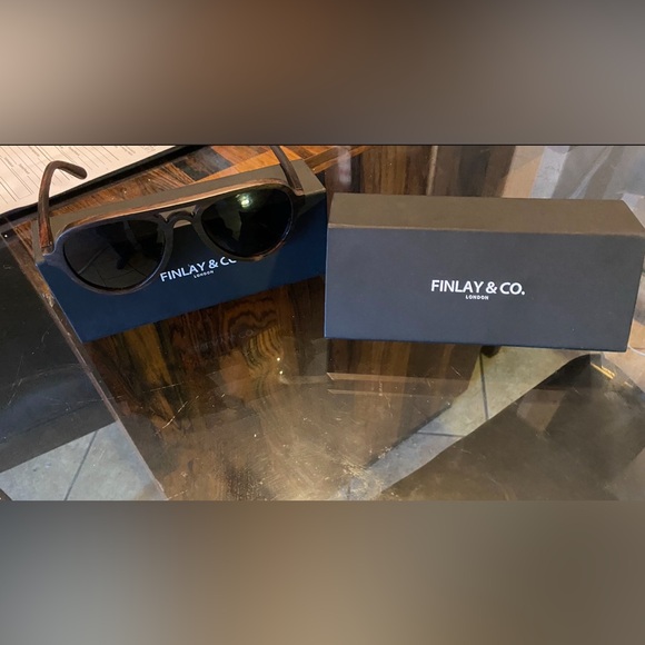 Findlay & Co. Sunglasses   NWB Wood Grain design - Picture 1 of 5